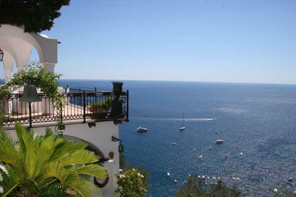 Positano residenza esclusiva rentals: private seaside residenza esclusiva with pool with pool for rent in Positano Campania, residenza esclusiva accom 6