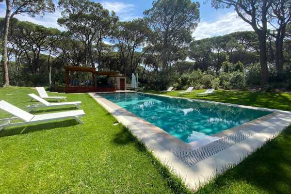 private villa by the sea for rent in Castiglione della Pescaia with swimming pool and large private park and exclusive place on the beach 20